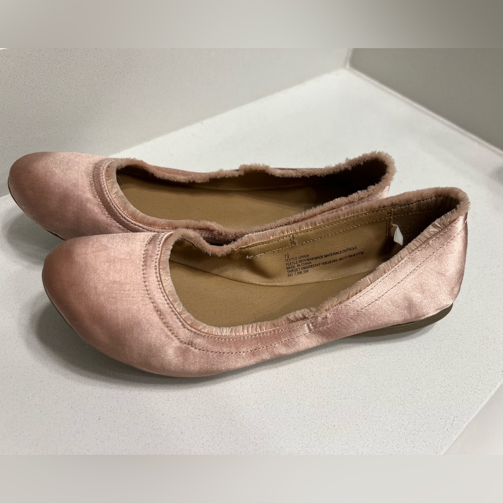 Pink satin like ballet flats